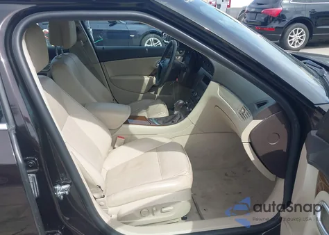 2011 Saab 9-5 Turbo4/Turbo4 Premium из США, поврежденный, VIN YS3GN4AR2B4000557